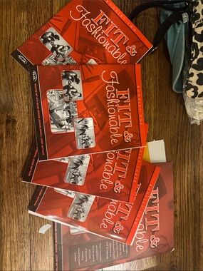 Fit & Fashionable Red Booklet Set